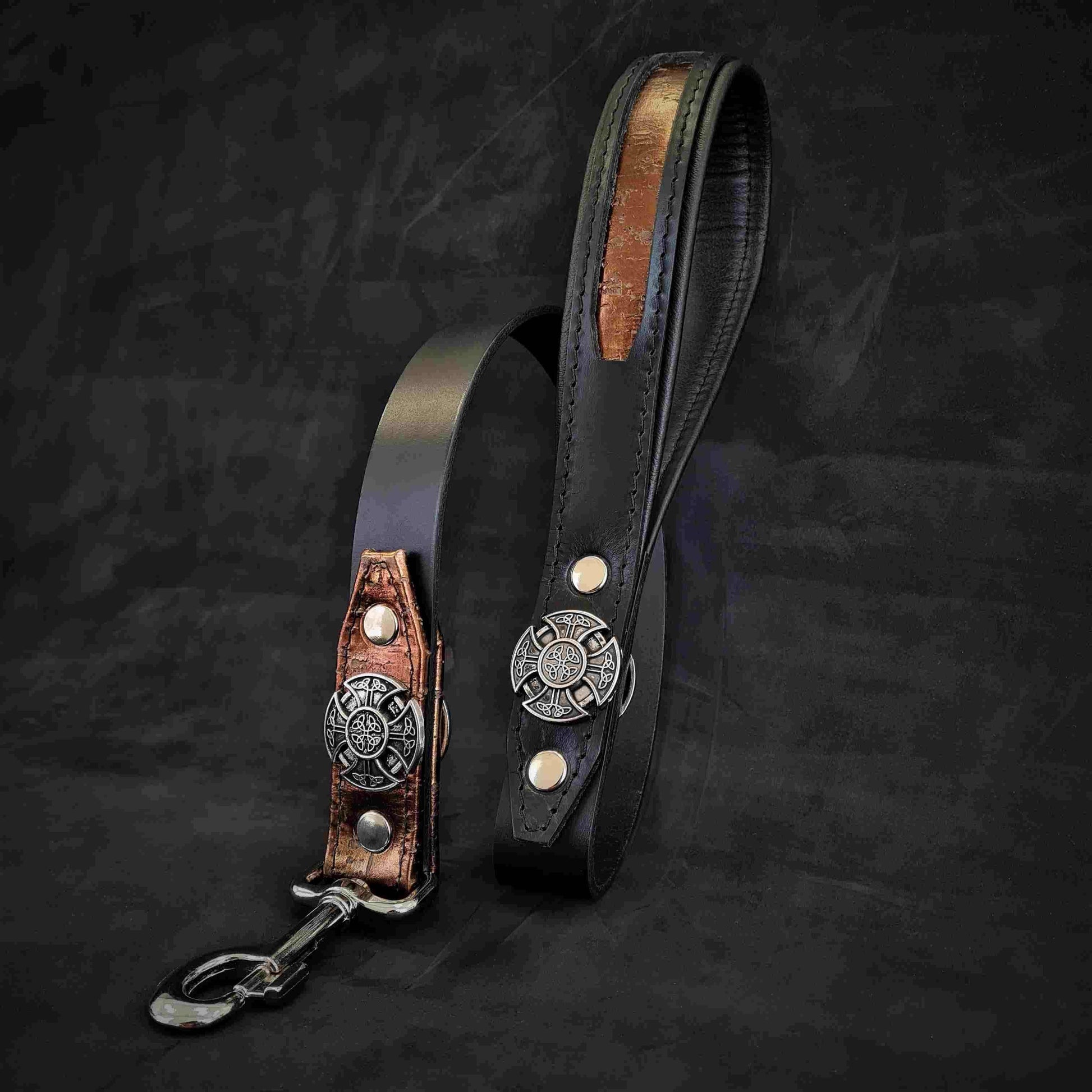 The ''Viking'' Leash-2